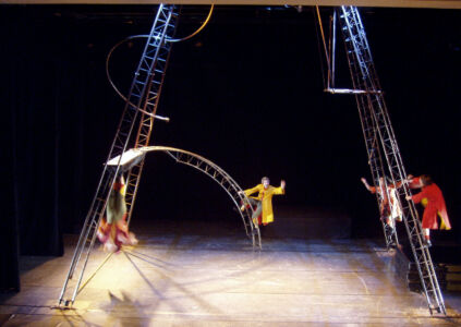 La fabrique du monde de J.P. Siméon - la Strada cie