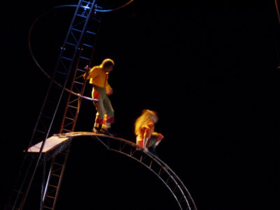 La fabrique du monde de J.P. Siméon - la Strada cie