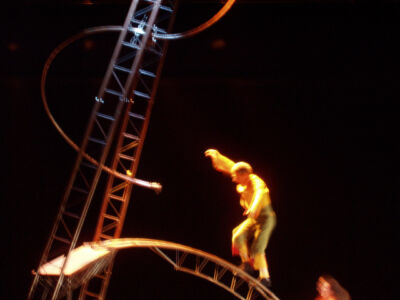 La fabrique du monde de J.P. Siméon - la Strada cie