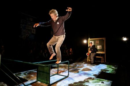 Simon la gadouille de Rob Evans - la Strada cie